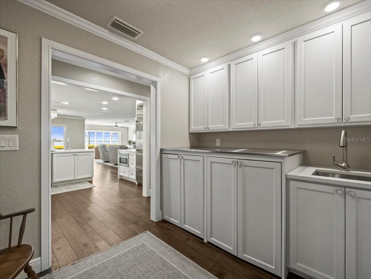 Butlers pantry off kitchen