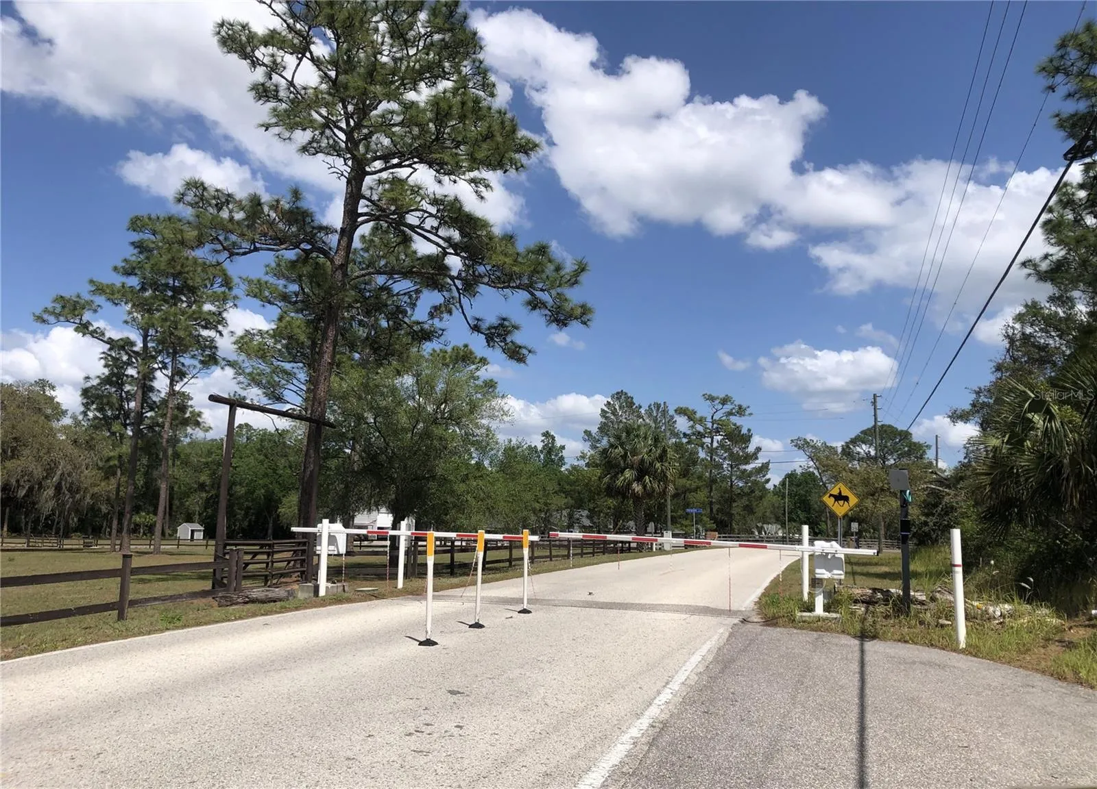 N Goodman Gate at Happy Trails