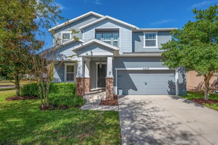 CORNER LOT / HUGE YARD!
