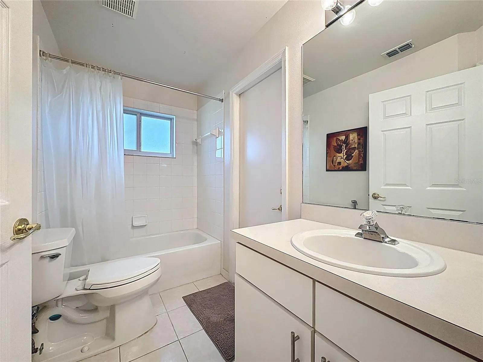 2nd Bathroom