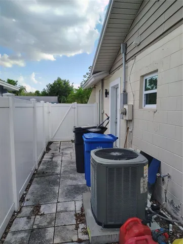 Side patio
