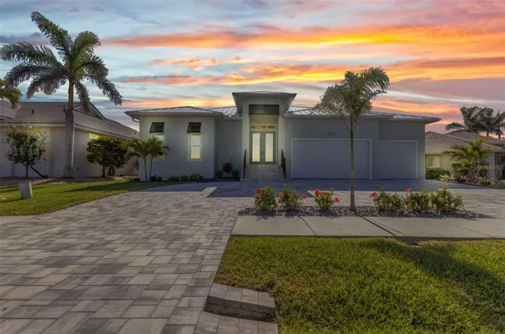 3712 Carmichael Dr.