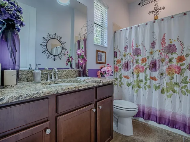 2nd Bathroom
