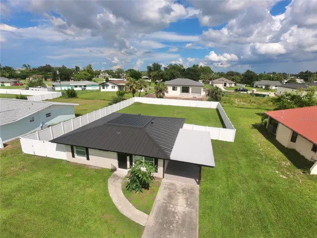 3324 Port Charlotte Blvd, Port Charlotte, Florida 33952, 2 Bedrooms Bedrooms, ,2 BathroomsBathrooms,Residential,For Sale,PORT CHARLOTTE,C7508046