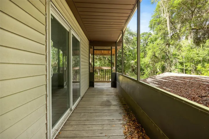 Upper Level Rear Porch