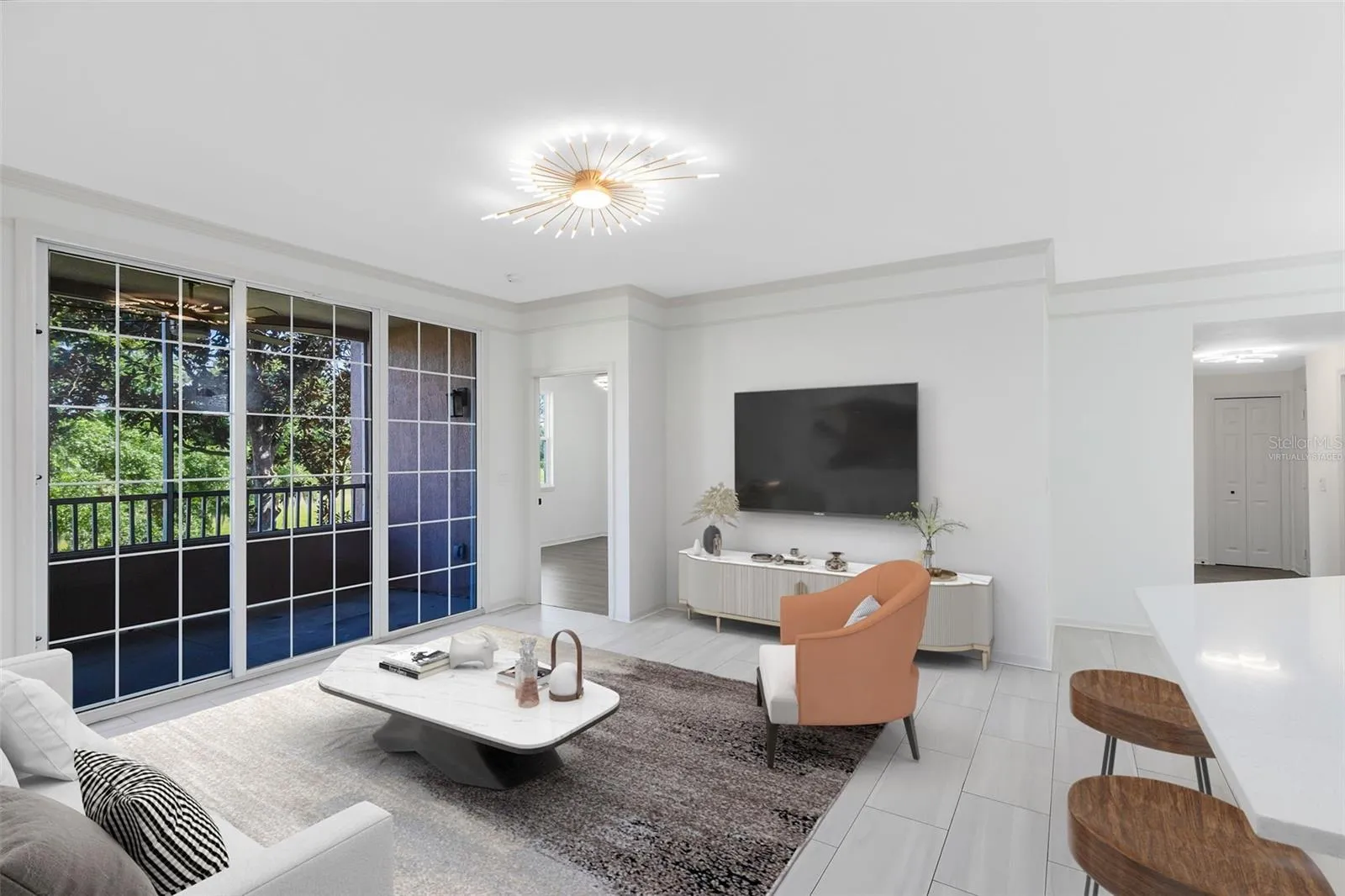 Virtually staged