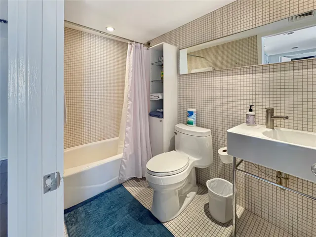 3rd bathroom