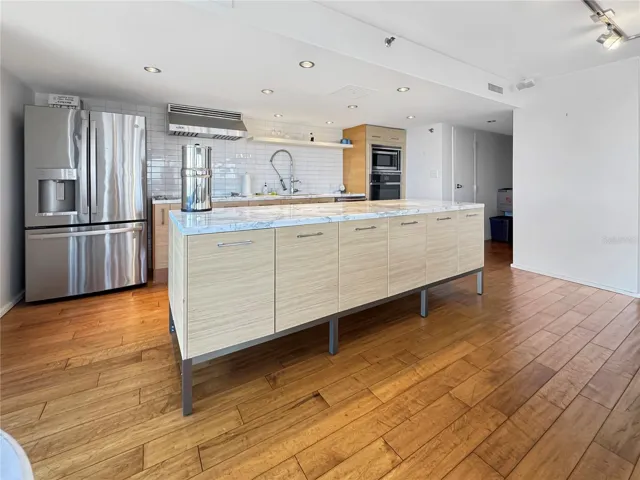 Large island in kitchen
