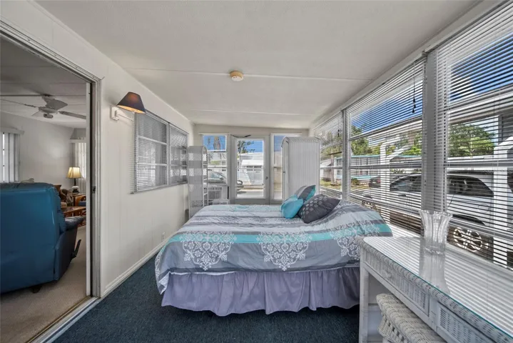 LIGHT & BRIGHT SUNROOM