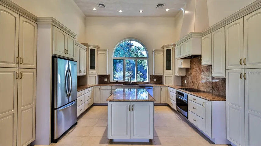 kitchen-guest home