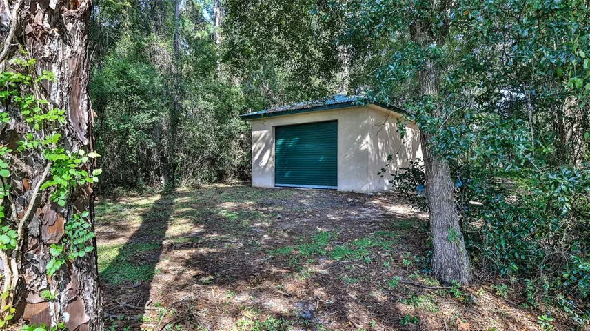 Storage building