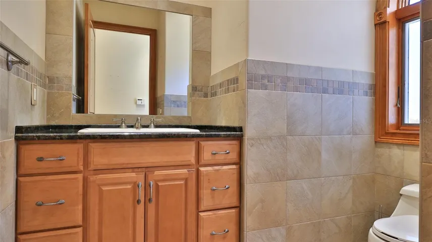 Half Bathroom-main