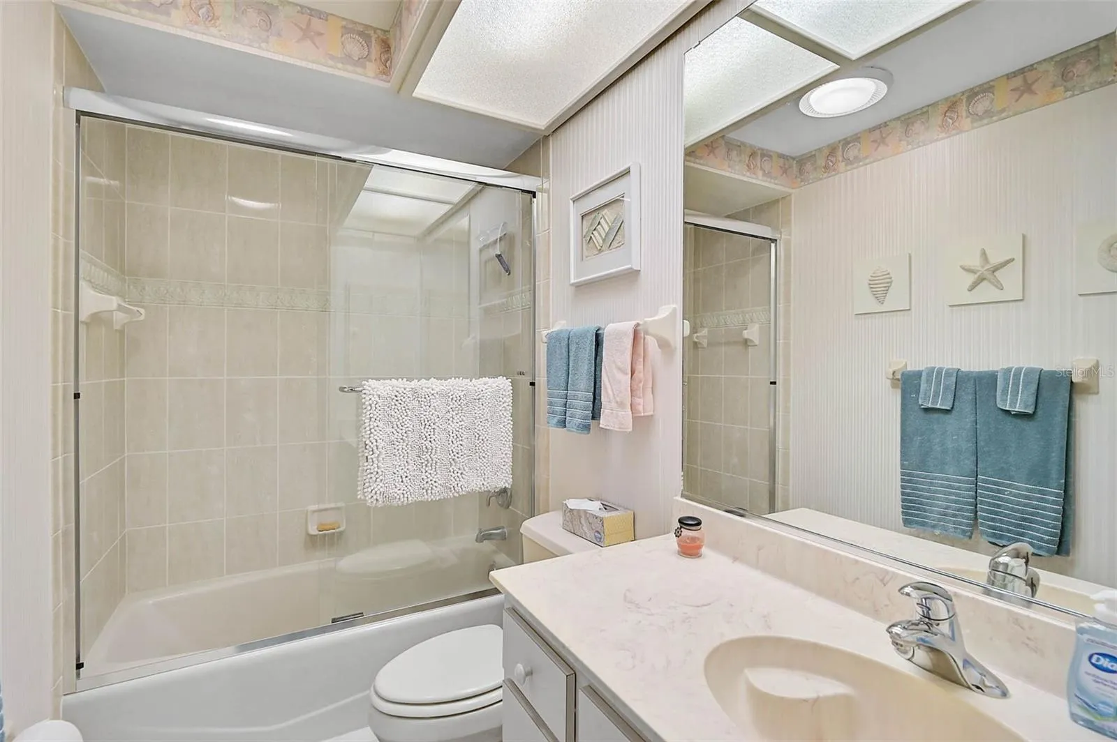 2nd Bathroom