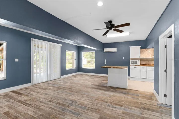 Garage Apt/In-Law Suite