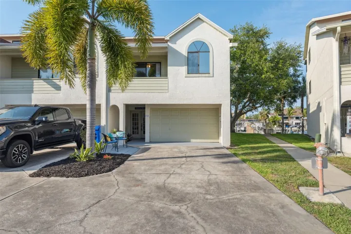 Beautiful end unit with garage