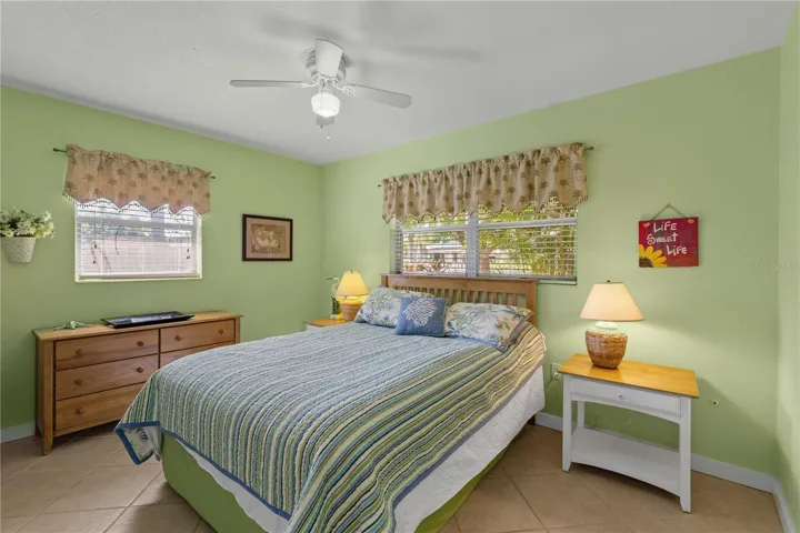 2nd Bedroom Queen Bed