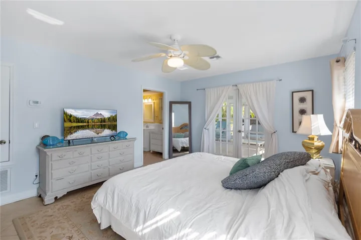 Primary King Bed mechanical  w/remote