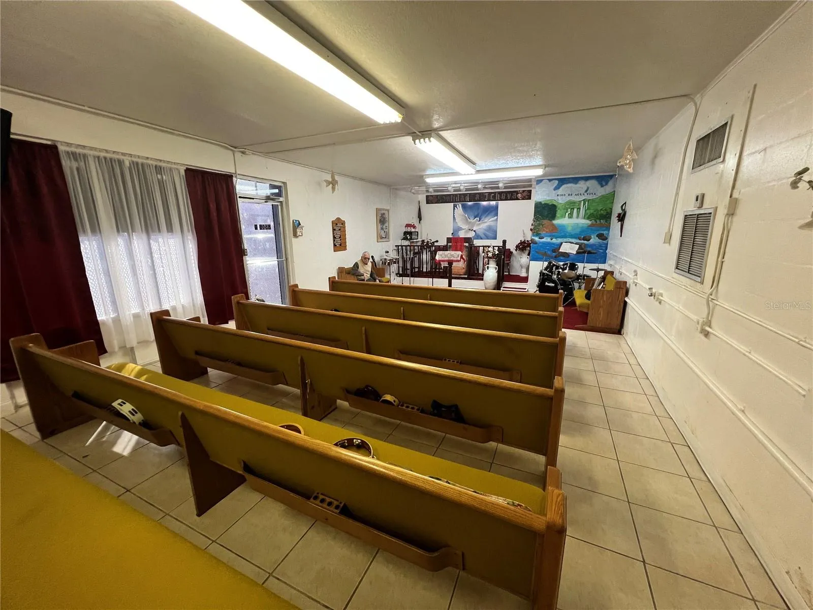 Suite 8605B