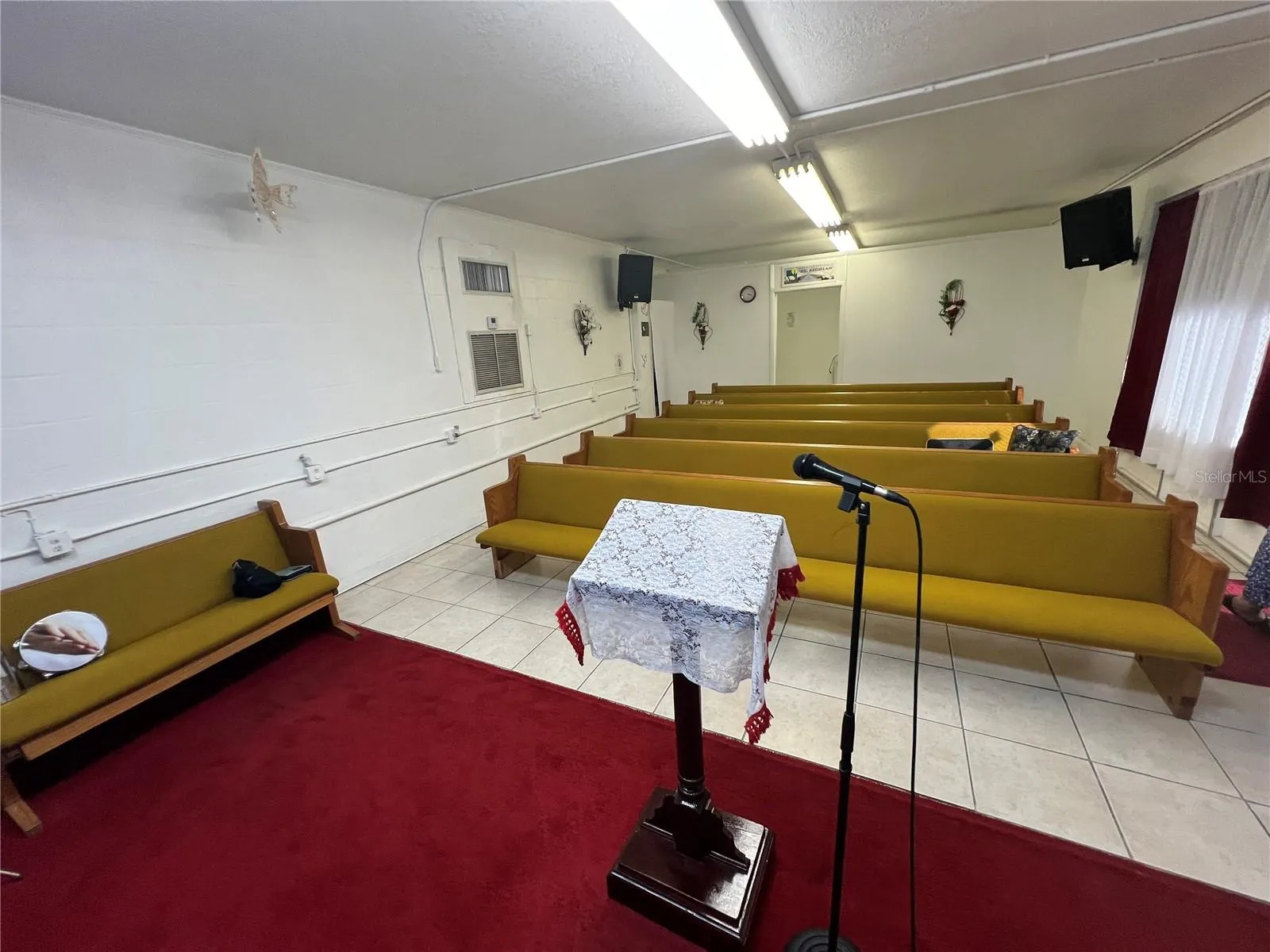 Suite 8605B
