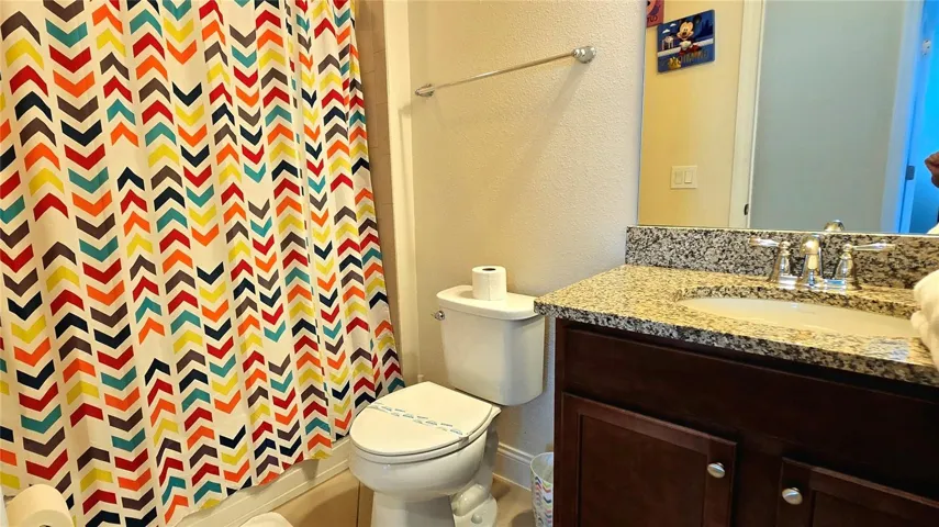 Guest bathroom - 2nd Floor (Bath #4)
