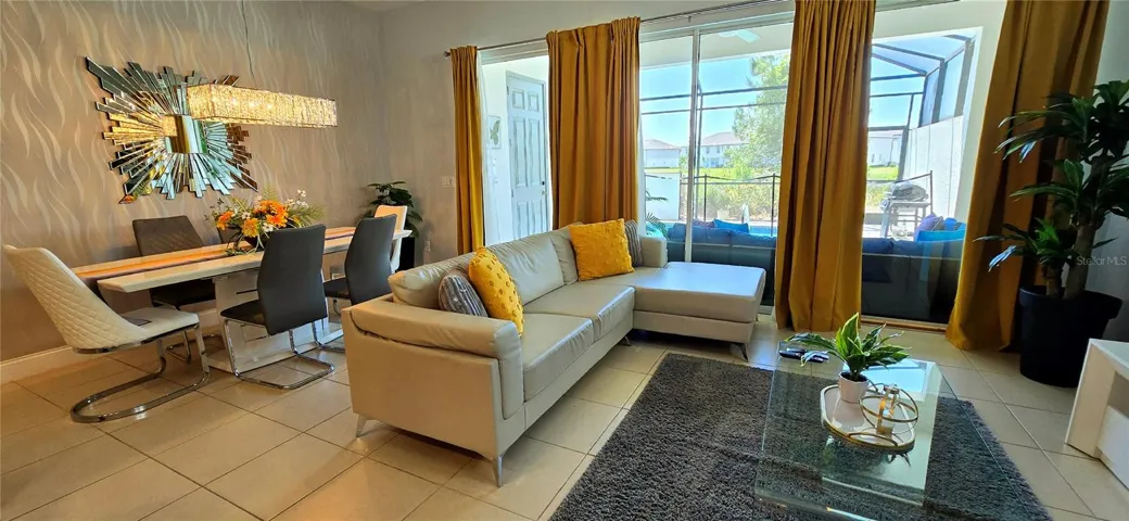 Living Room &amp; Dining Room