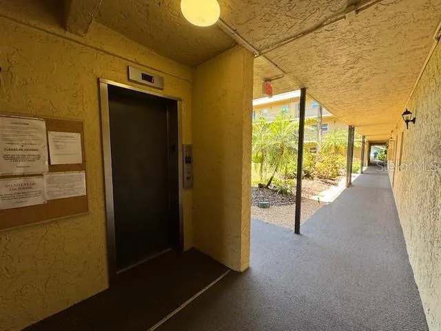 ELEVATOR