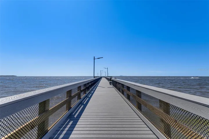 Private Pier for residence and guest. Access with Key Fob