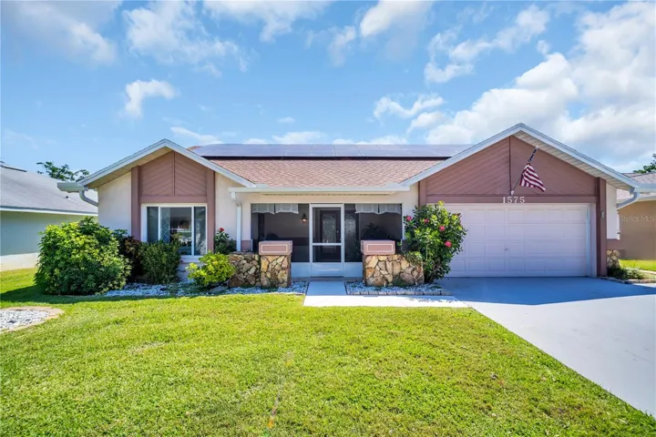 Welcome home! Spacious open concept renewed & upgraded pool home~