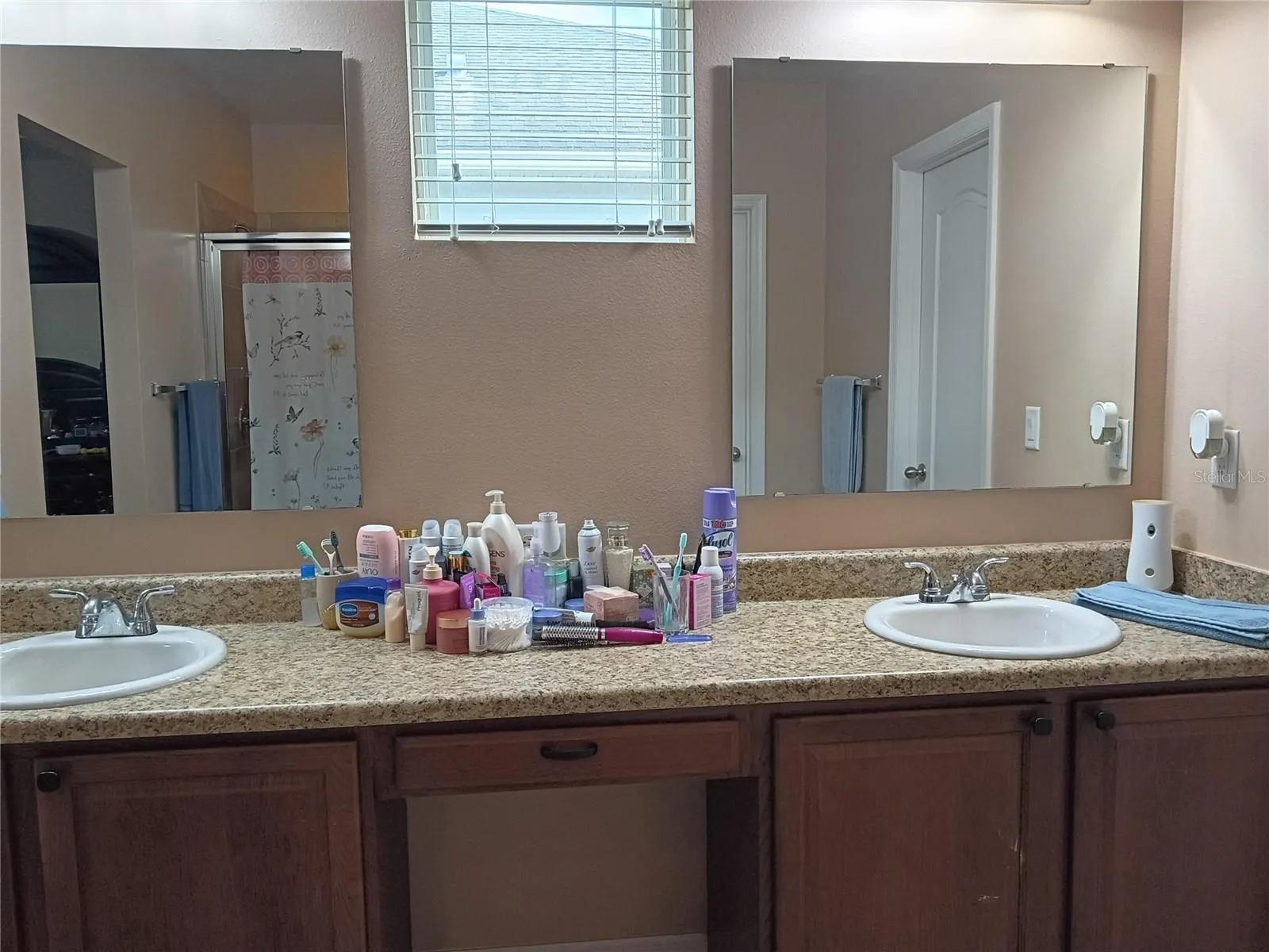 Primary Bathroom - Double Vanity