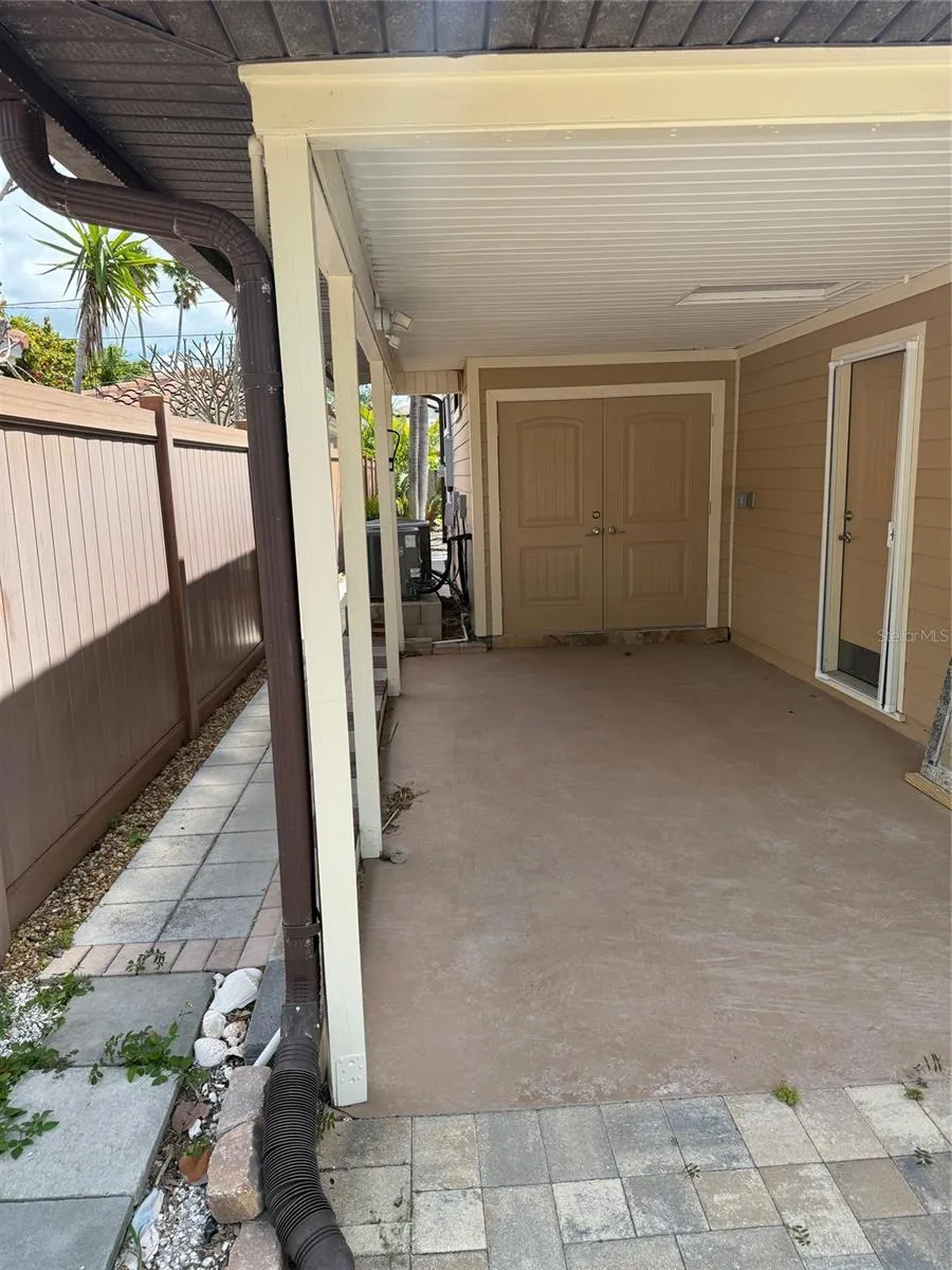 Carport