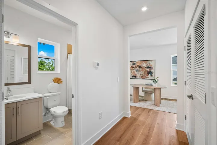 second floor full bath