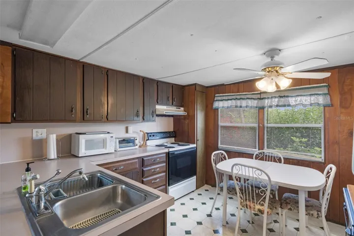 Breakfast Nook
