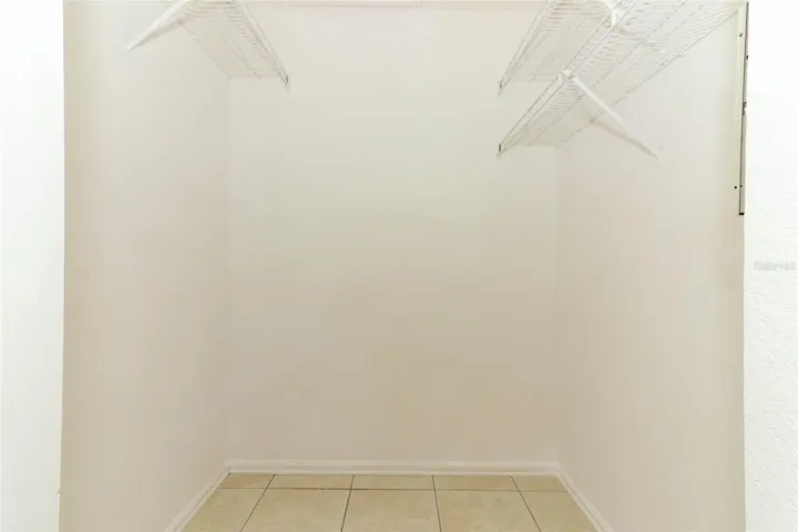 Great Walk-in Closet!!