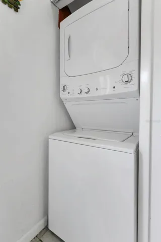Washing & Dryer