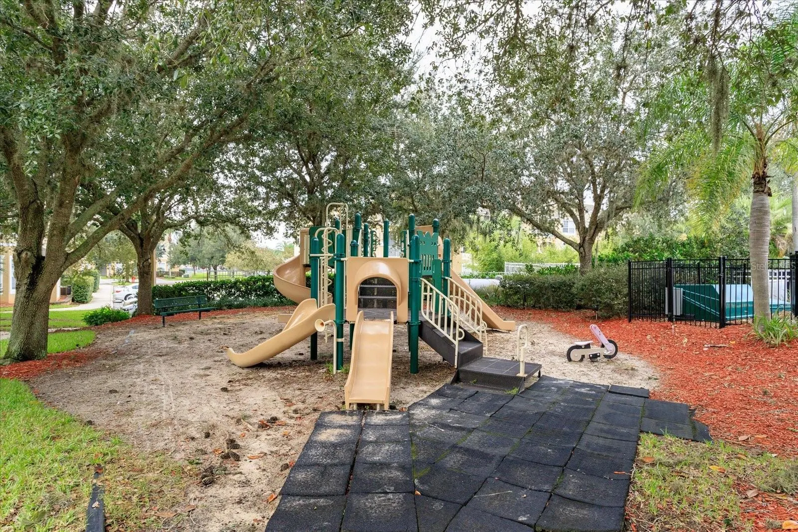 Play ground FREE