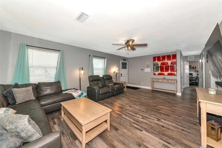 Full Family room