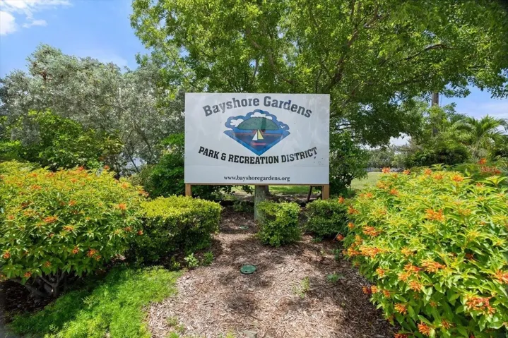 Bayshore Gardens 2nd sign