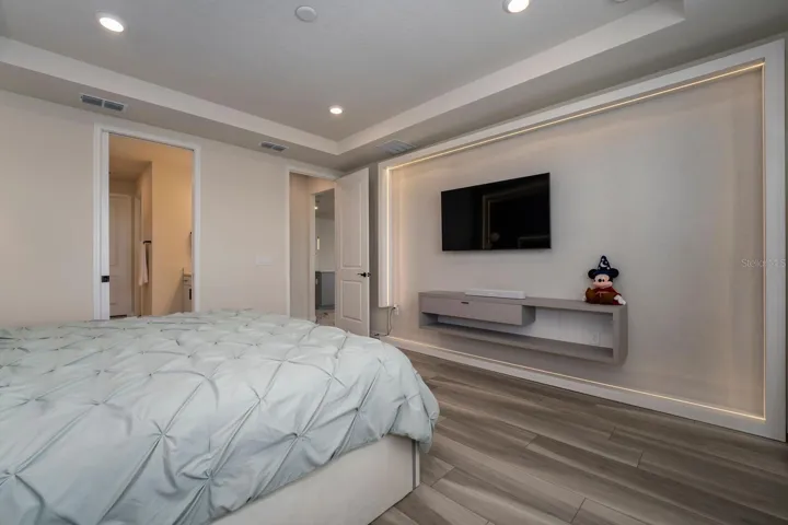 Master suite