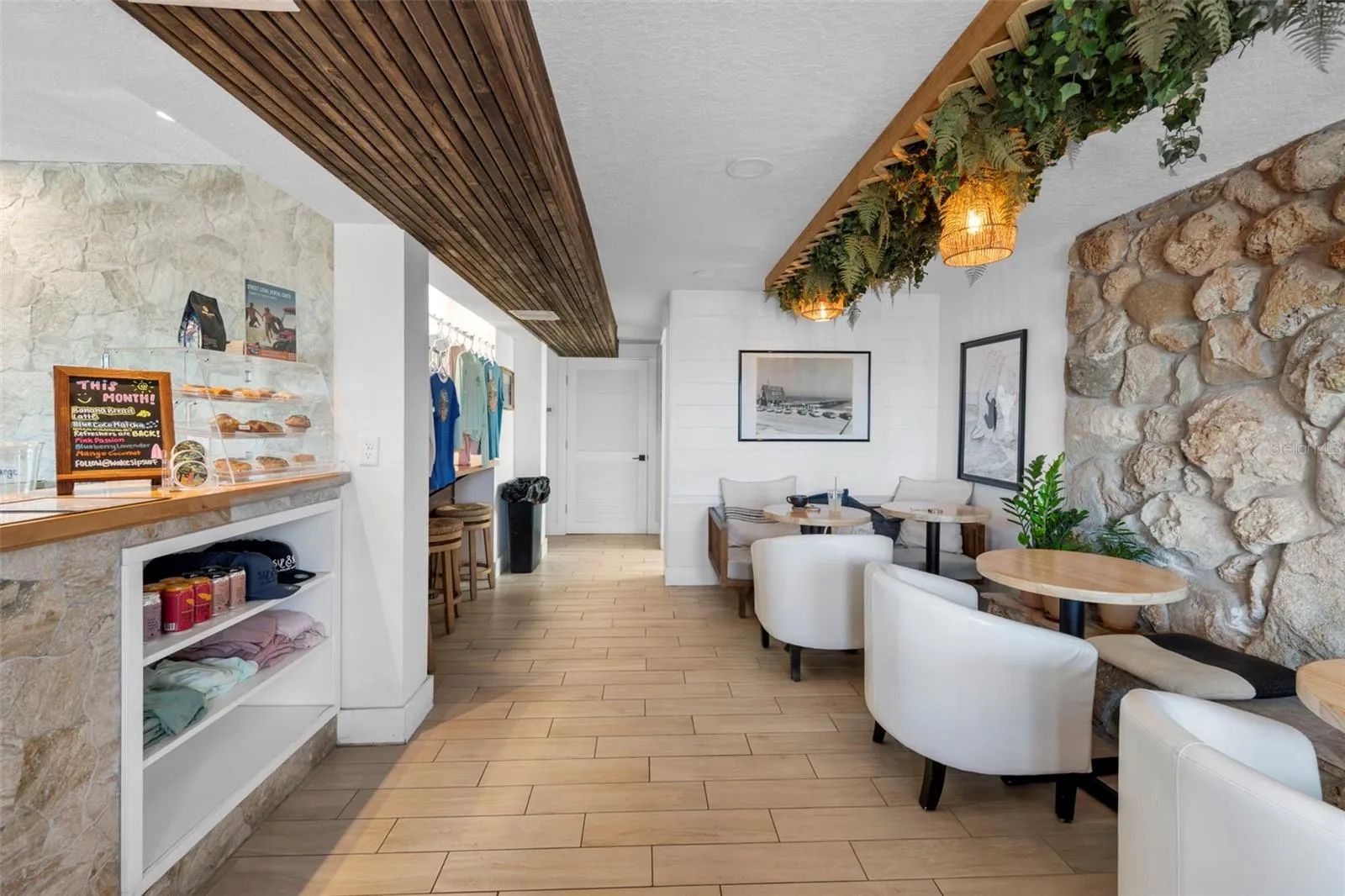 Coffee Shop Entry
