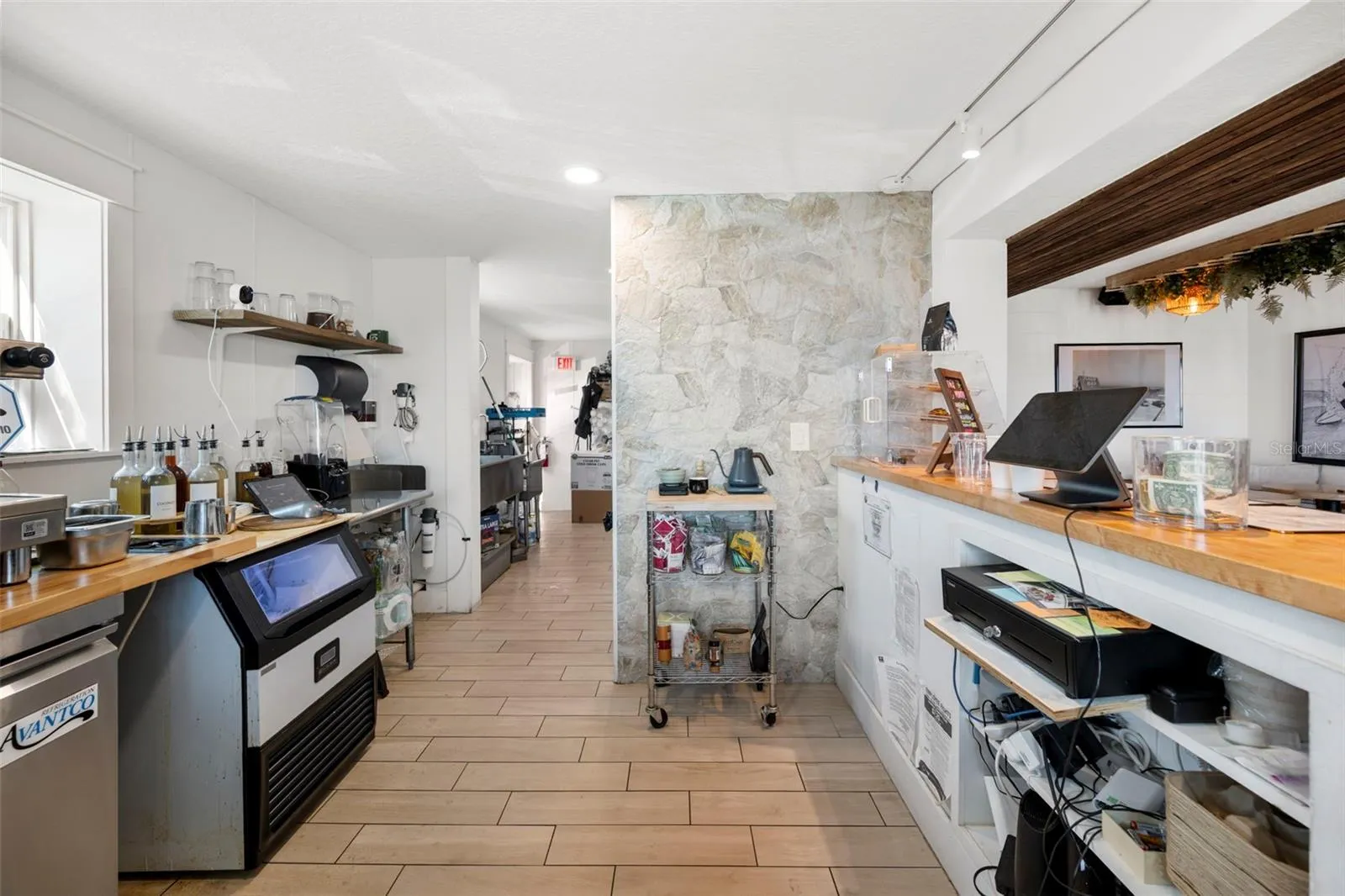 Coffee Shop Kitchen/Service