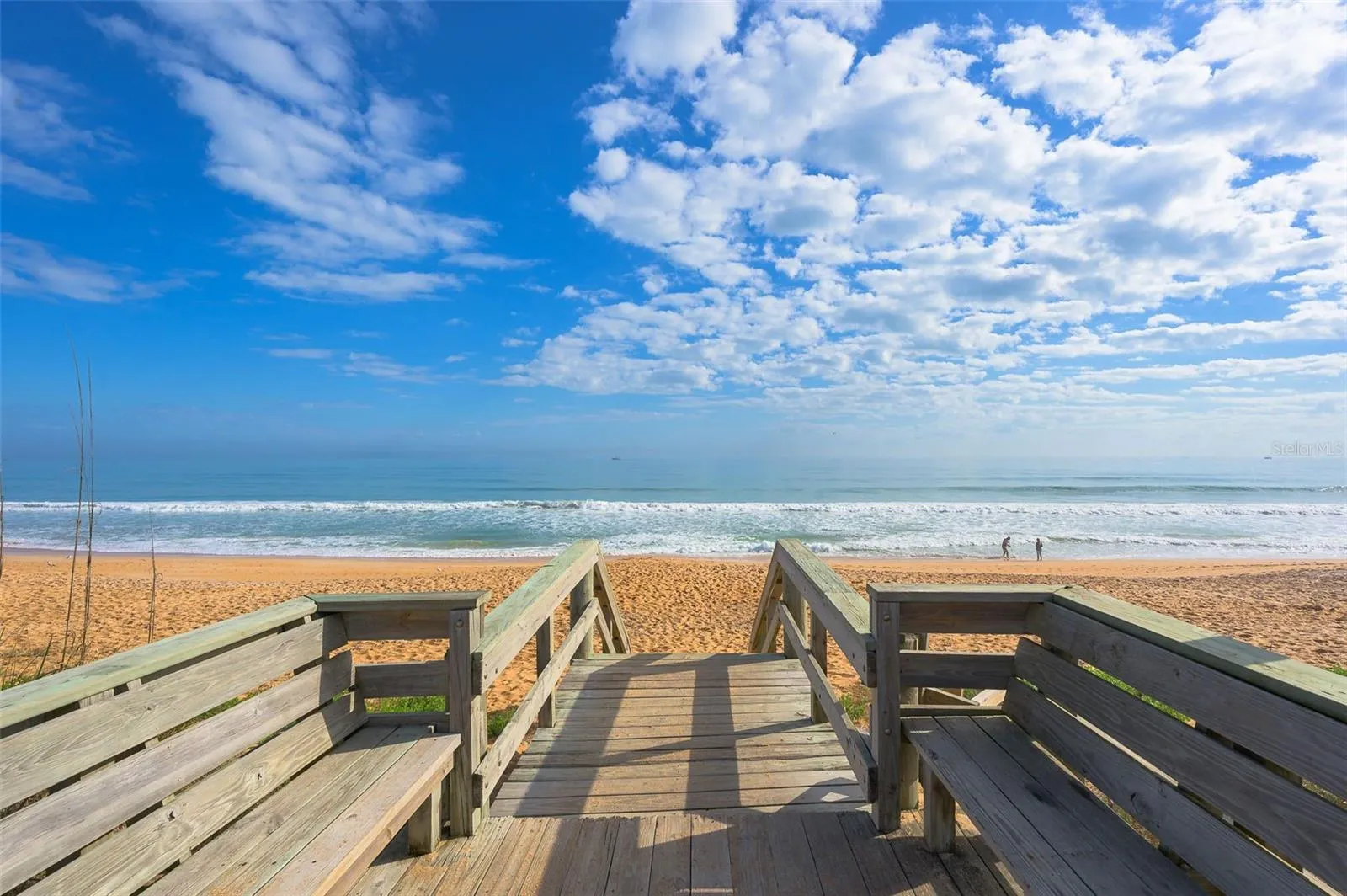 Beach access on 7th Street