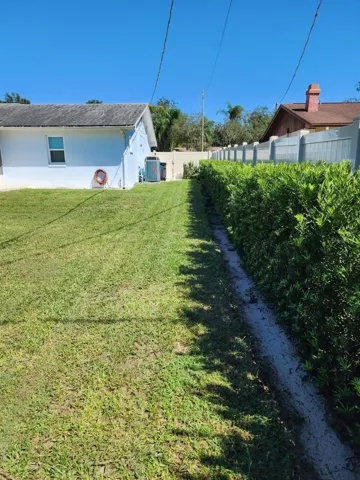 side yard