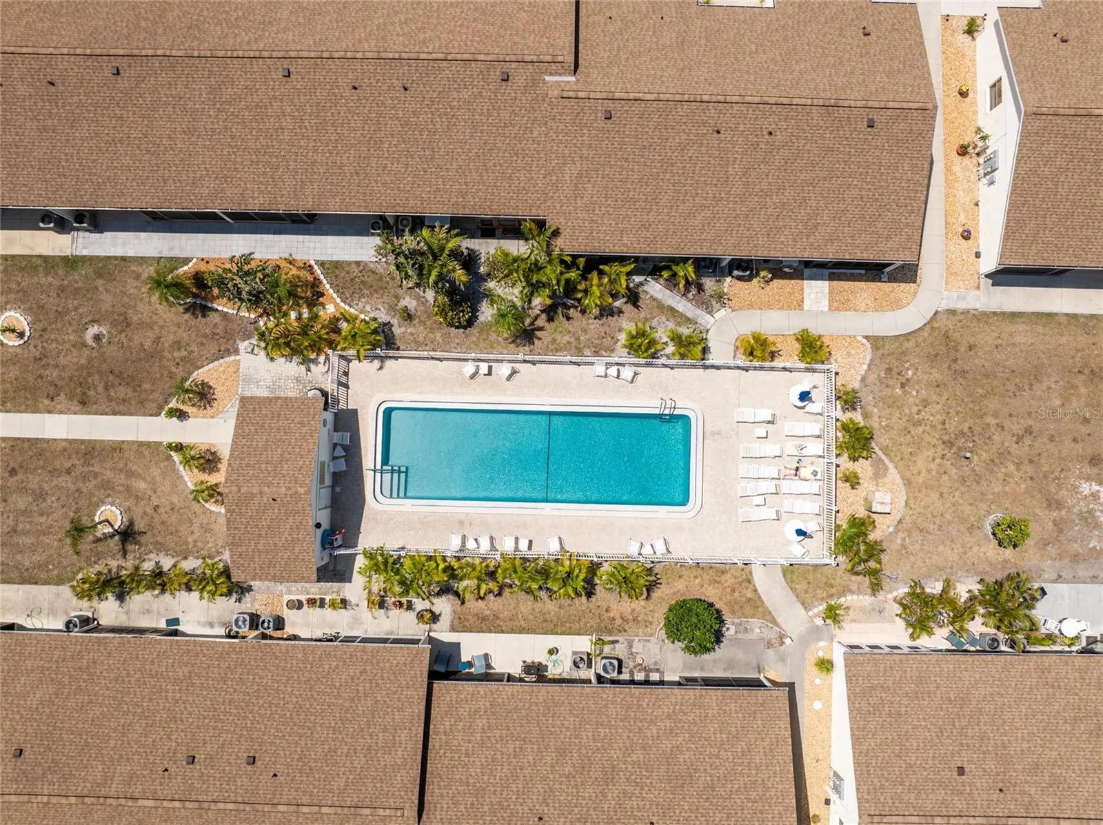 Community pool