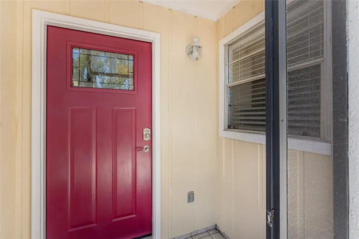 This bright and cheerful door welcomes you in!