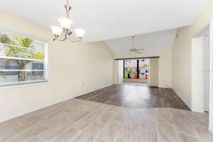 Very open floor plan, with combined dining area and Main living area