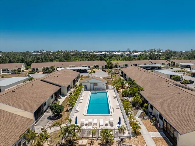 Community pool