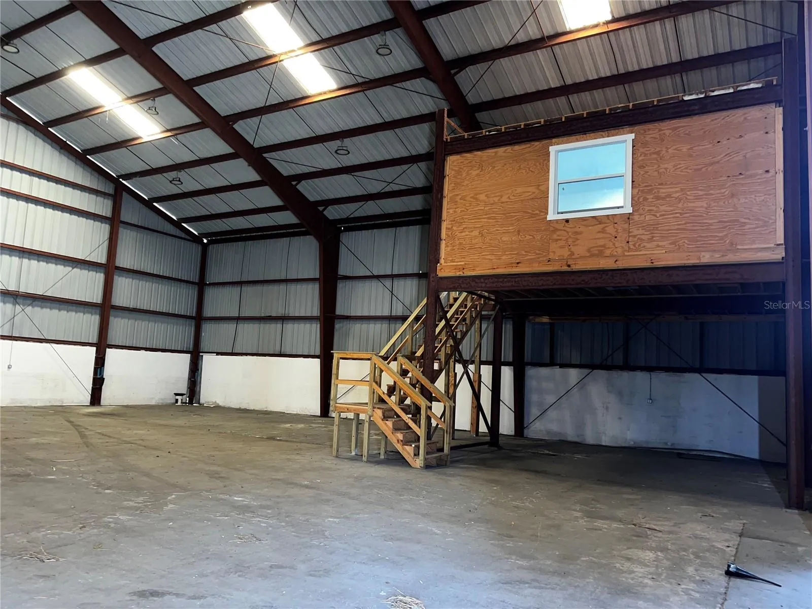 Warehouse/Boat Storage
