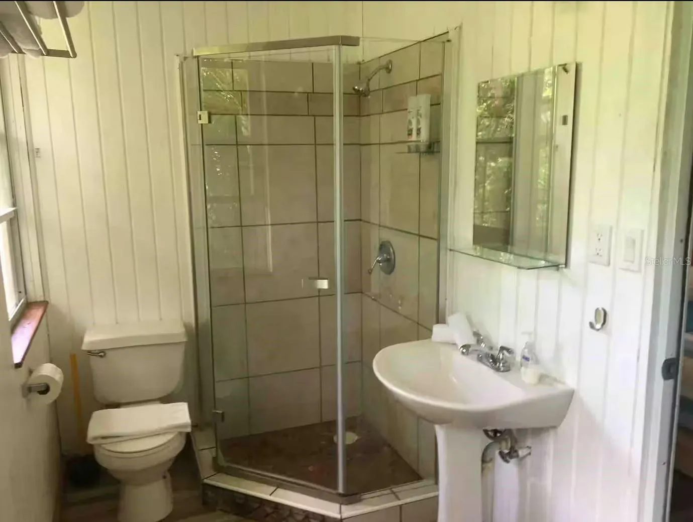 Big House Bathroom 2