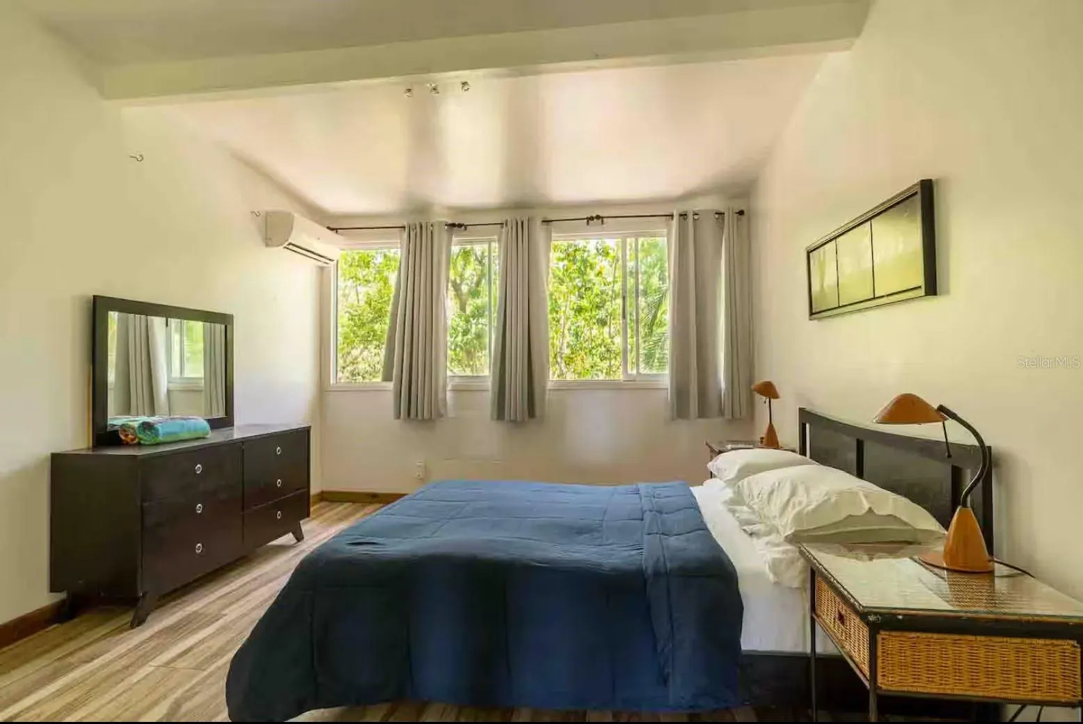 Big House Bedroom 1