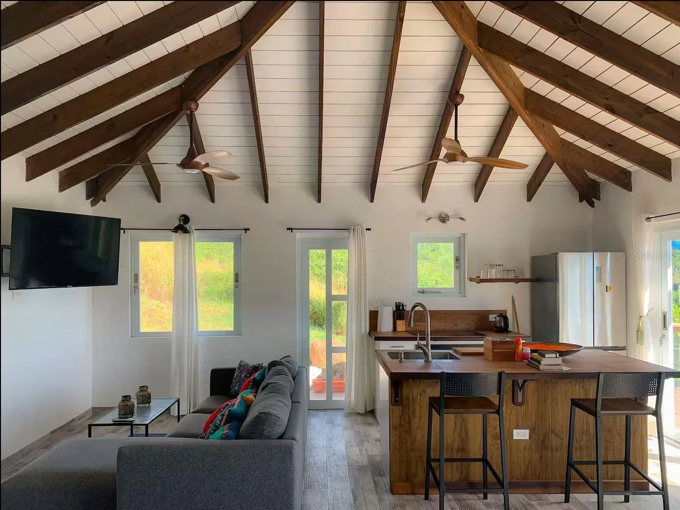Casa Anya Living/Dining/Kitchen